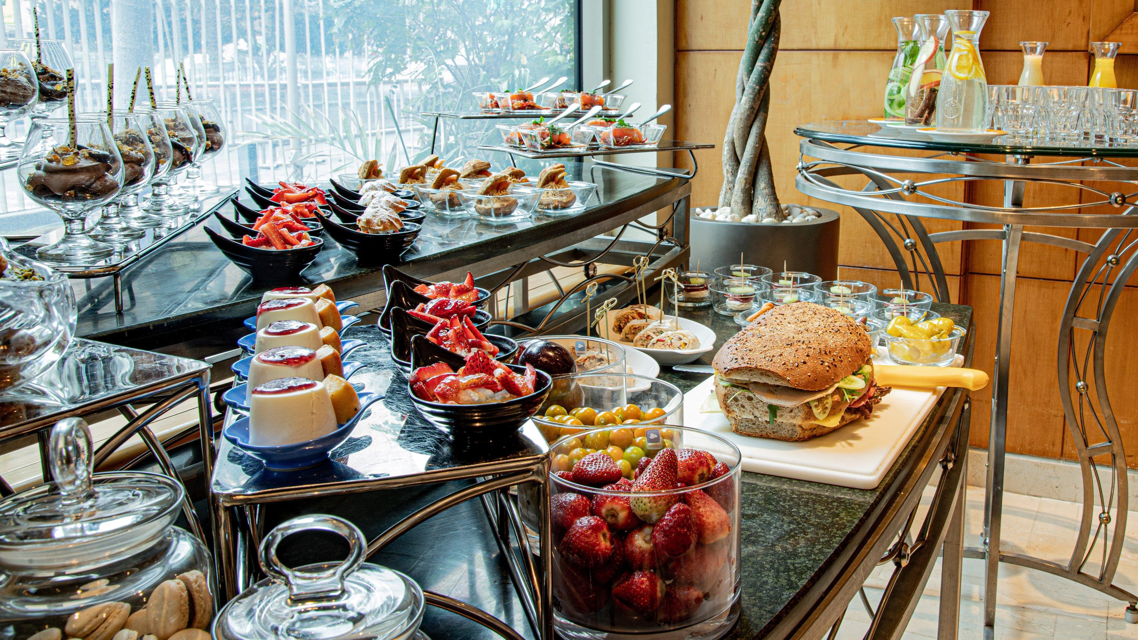 Holiday Inn Citystars By Ihg Le Caire Extérieur photo A buffet at a hotel